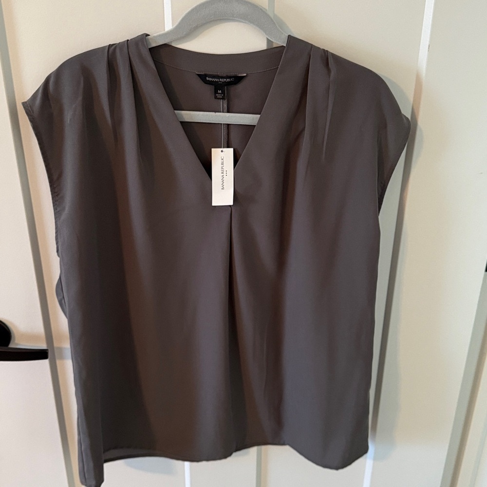 Banana Republic Charcoal Sleeveless Blouse